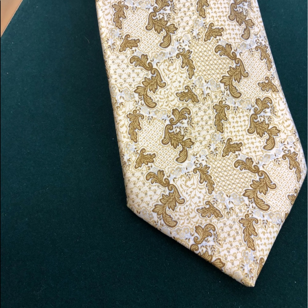 Brioni Tie